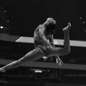 Hezly Rivera - ring leap